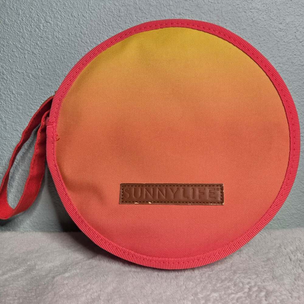Sunnylife Lovers Picnic Set for 2 Malibu Carrying Case